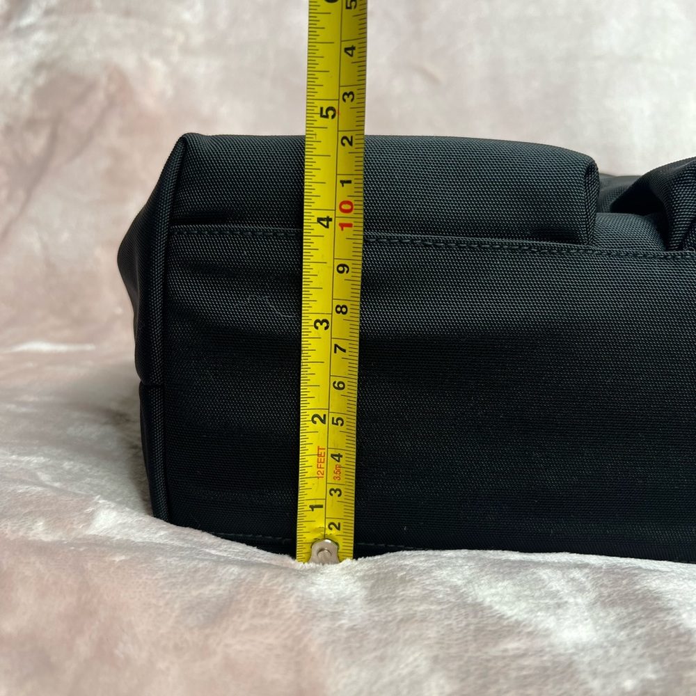 Authentic Gucci Handbag - Picture 9 of 10